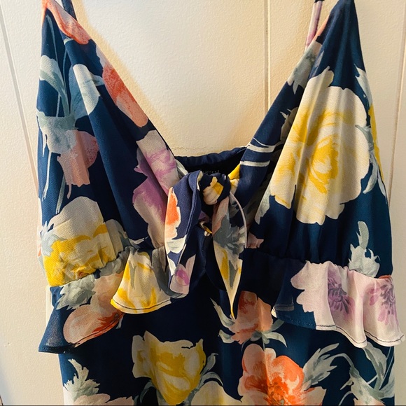 High-Low Floral Print Dress - EUC 🌸 - Picture 8 of 16